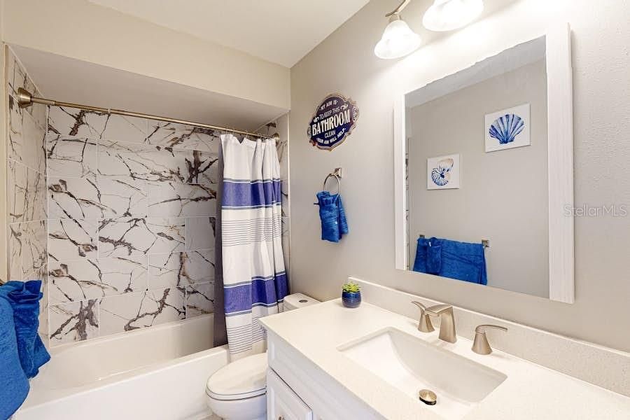 For Rent: $3,000 (3 beds, 2 baths, 1744 Square Feet)