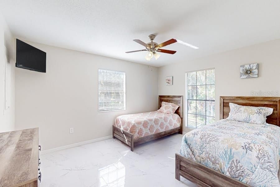 For Rent: $3,000 (3 beds, 2 baths, 1744 Square Feet)