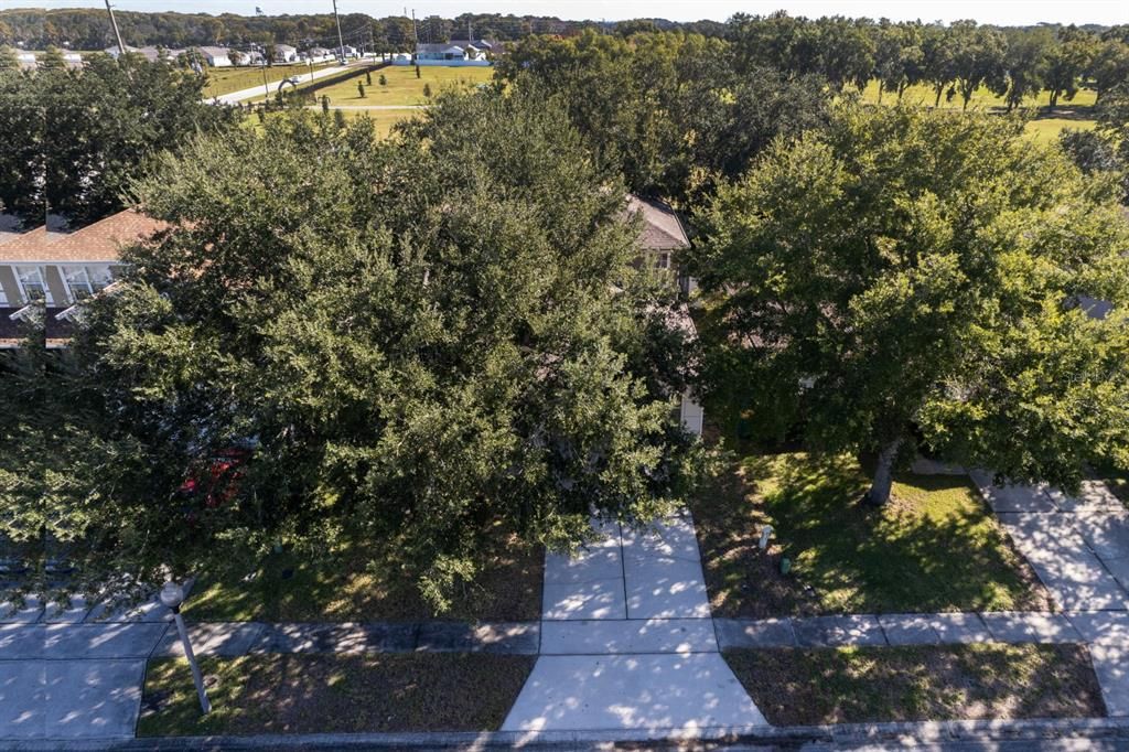 For Sale: $369,900 (4 beds, 2 baths, 2763 Square Feet)