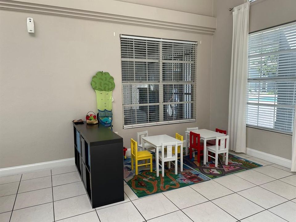 出租: $1,400 (1 贝兹, 1 浴室, 665 平方英尺)