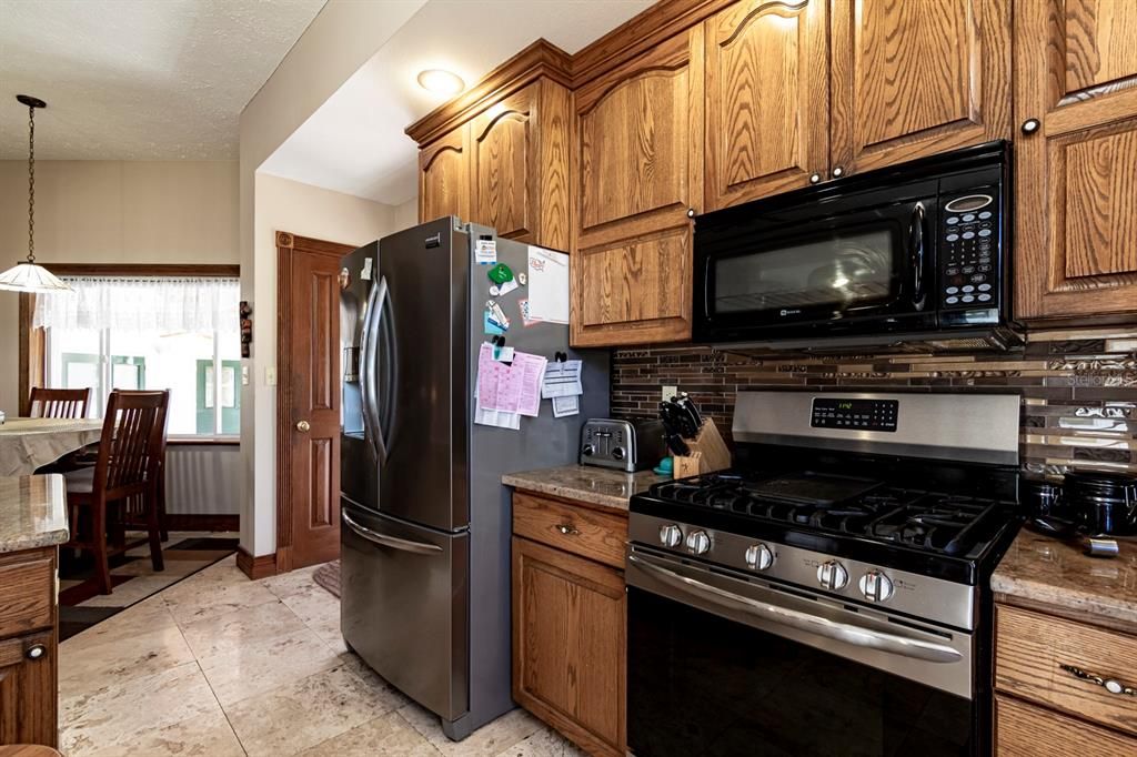 For Sale: $1,300,000 (4 beds, 4 baths, 3127 Square Feet)