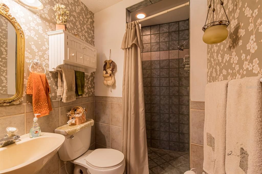 For Sale: $1,300,000 (4 beds, 4 baths, 3127 Square Feet)