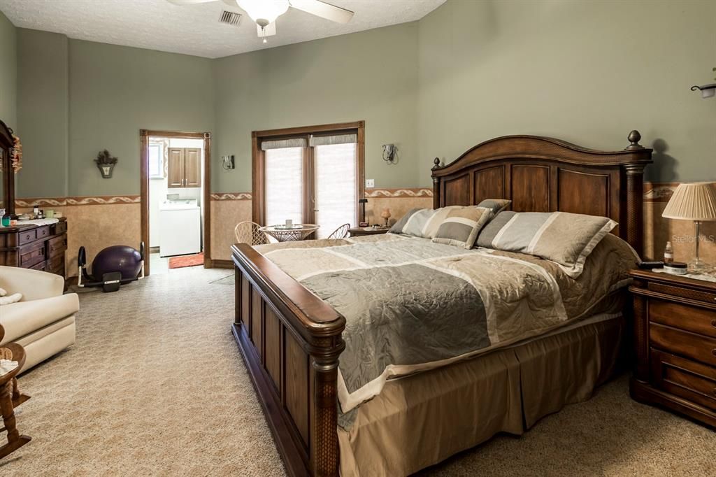 For Sale: $1,300,000 (4 beds, 4 baths, 3127 Square Feet)