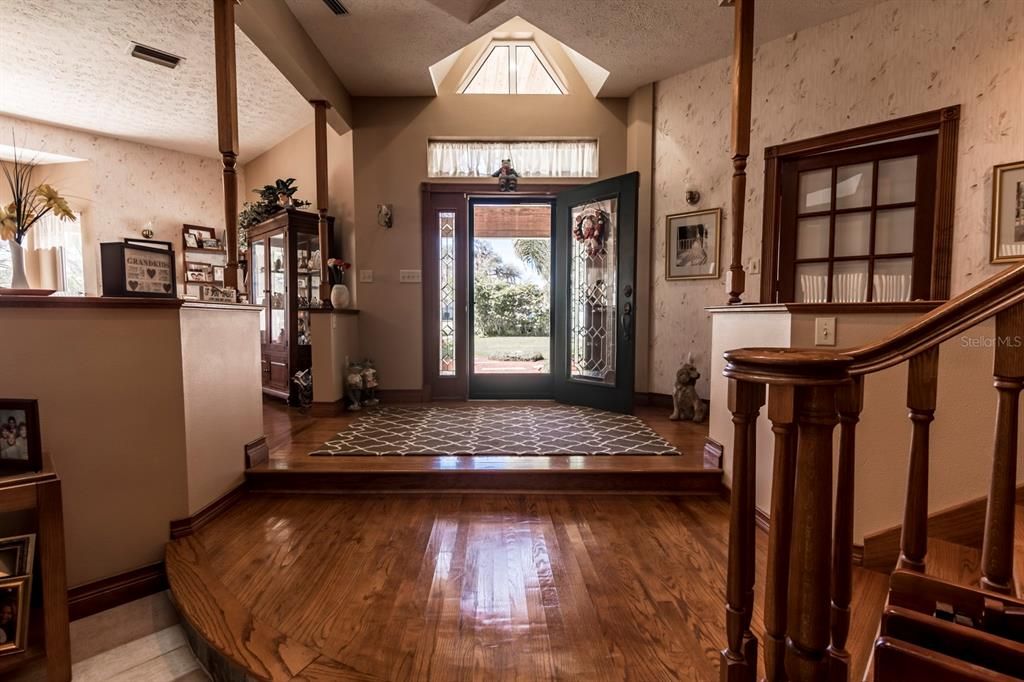 For Sale: $1,300,000 (4 beds, 4 baths, 3127 Square Feet)