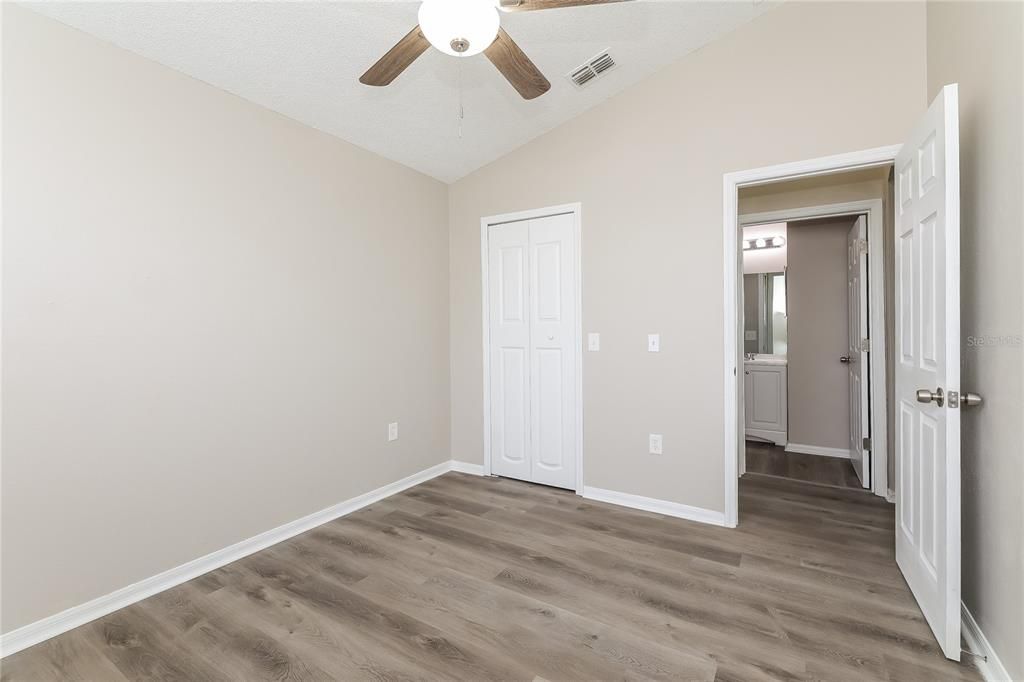 出租: $1,695 (3 贝兹, 2 浴室, 1412 平方英尺)