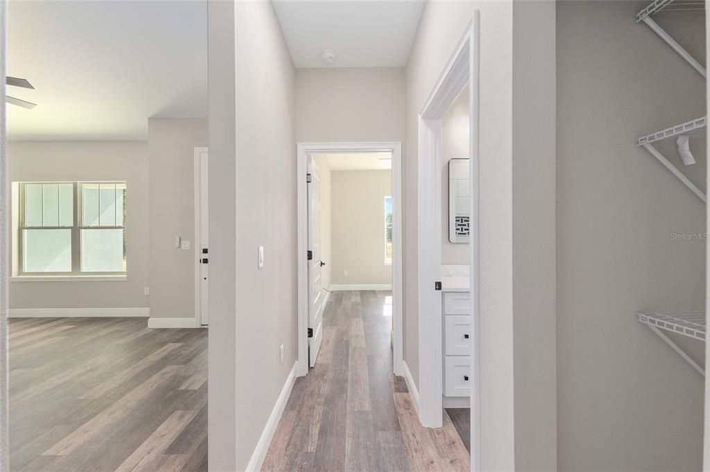 待售: $319,000 (3 贝兹, 2 浴室, 1724 平方英尺)