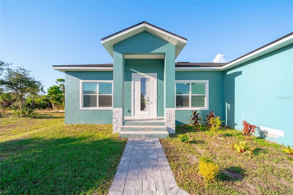 En Venta: $465,000 (3 camas, 2 baños, 1678 Pies cuadrados)