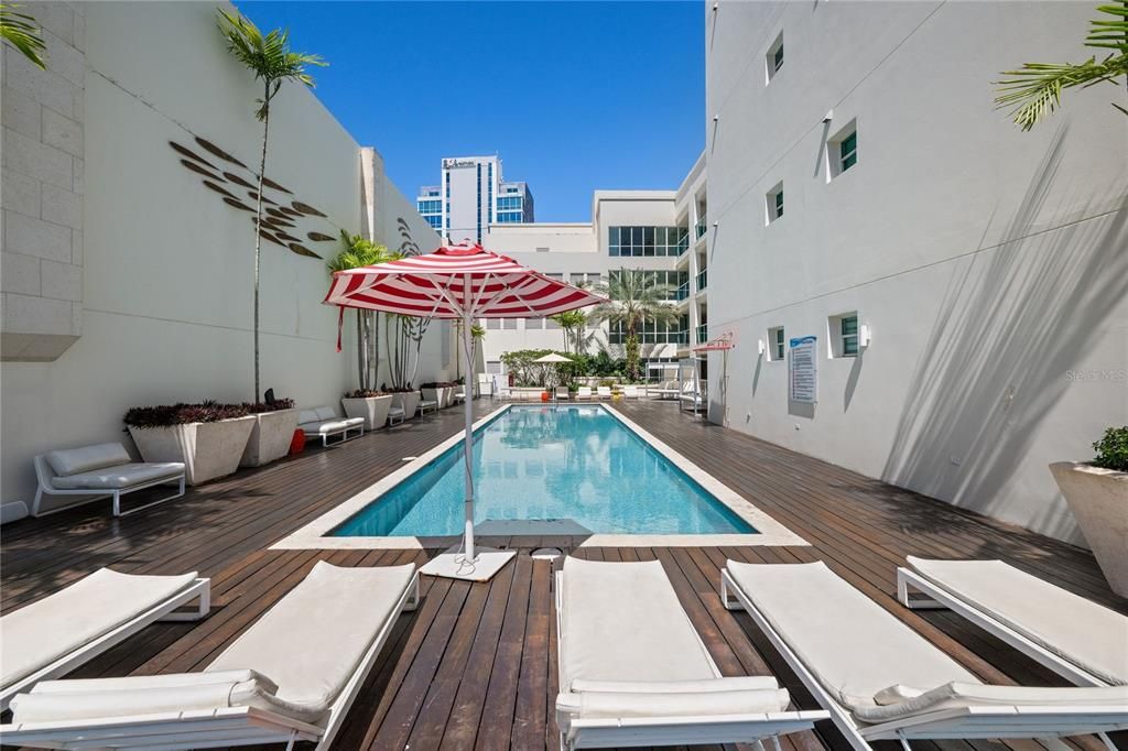 En Venta: $1,375,000 (2 camas, 2 baños, 1470 Pies cuadrados)