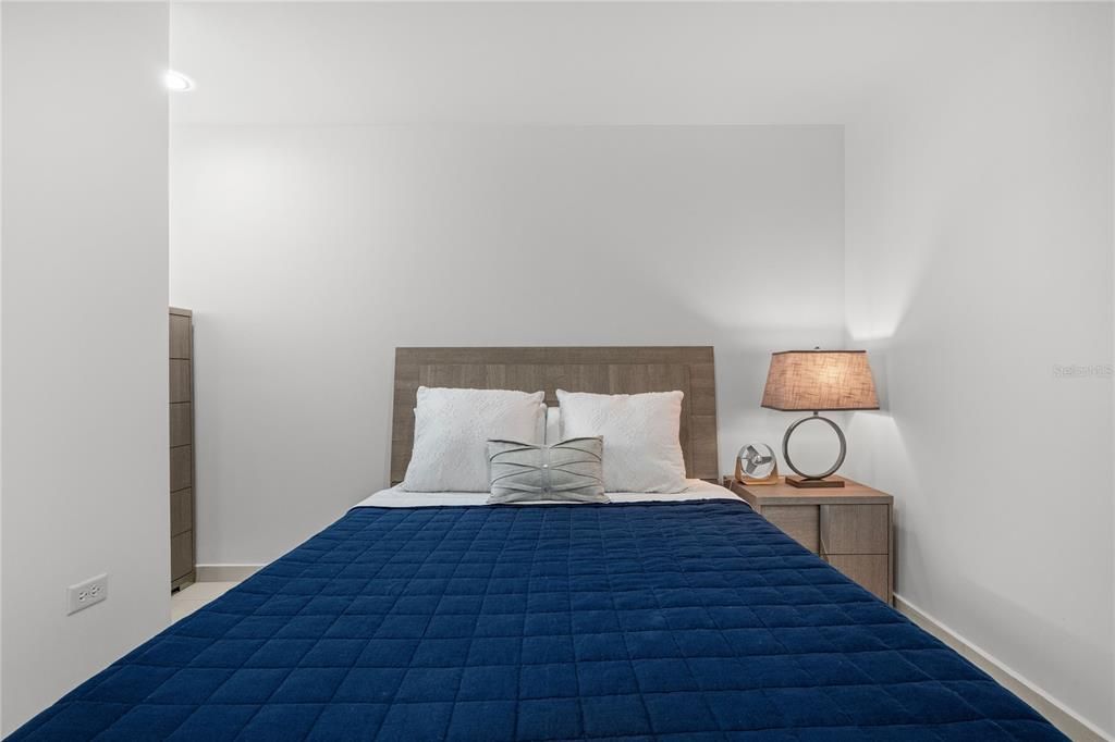 En Venta: $1,375,000 (2 camas, 2 baños, 1470 Pies cuadrados)