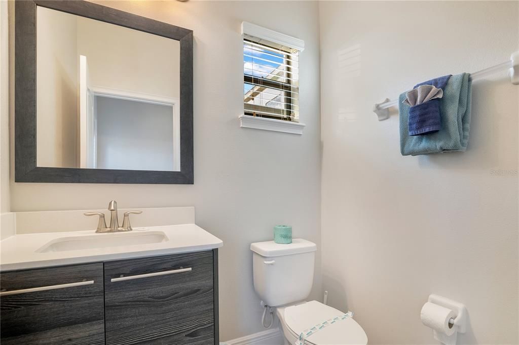 For Sale: $380,000 (4 beds, 4 baths, 2404 Square Feet)