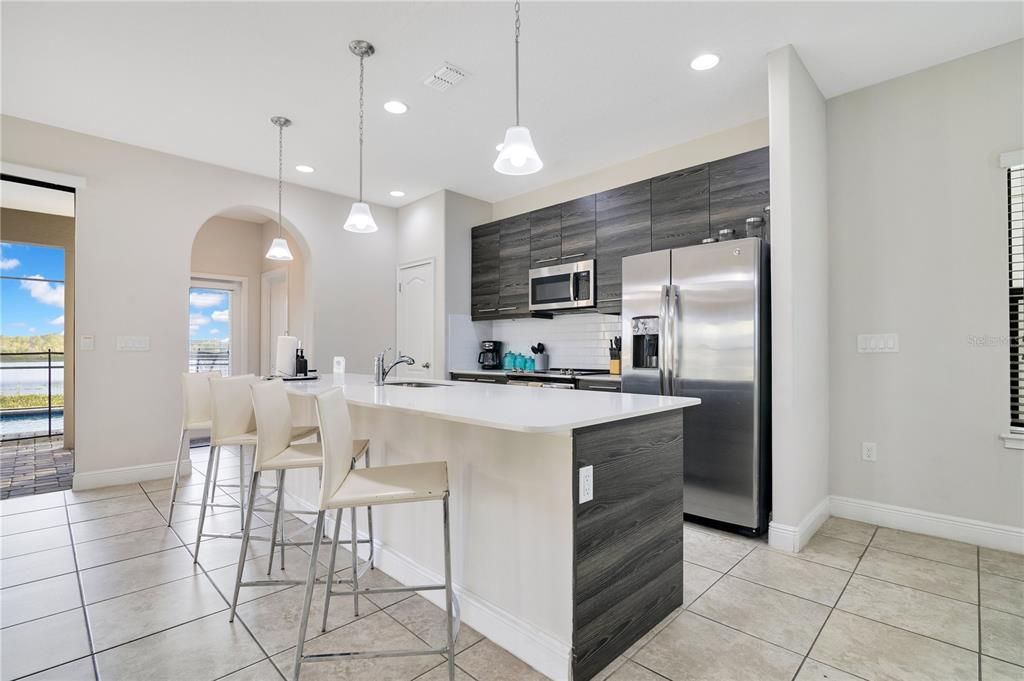 For Sale: $380,000 (4 beds, 4 baths, 2404 Square Feet)