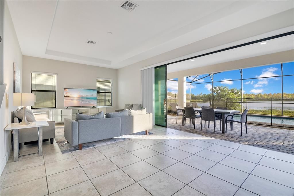 For Sale: $380,000 (4 beds, 4 baths, 2404 Square Feet)