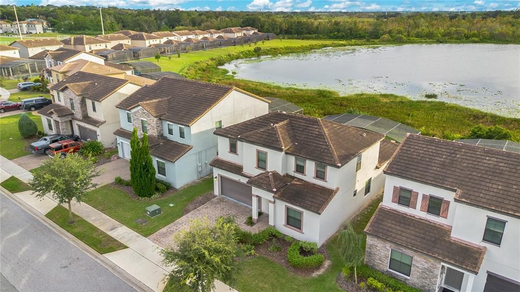 For Sale: $380,000 (4 beds, 4 baths, 2404 Square Feet)