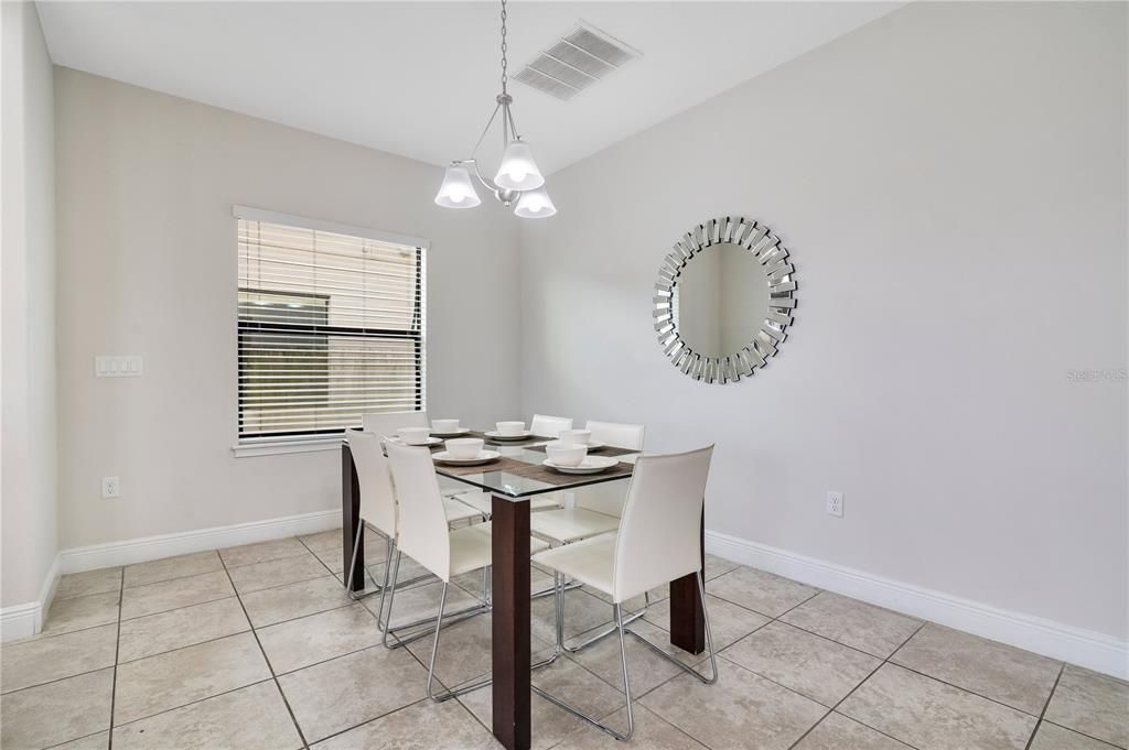 For Sale: $380,000 (4 beds, 4 baths, 2404 Square Feet)