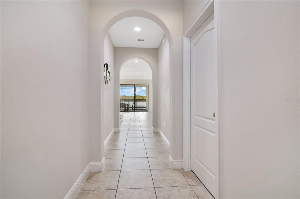 For Sale: $380,000 (4 beds, 4 baths, 2404 Square Feet)