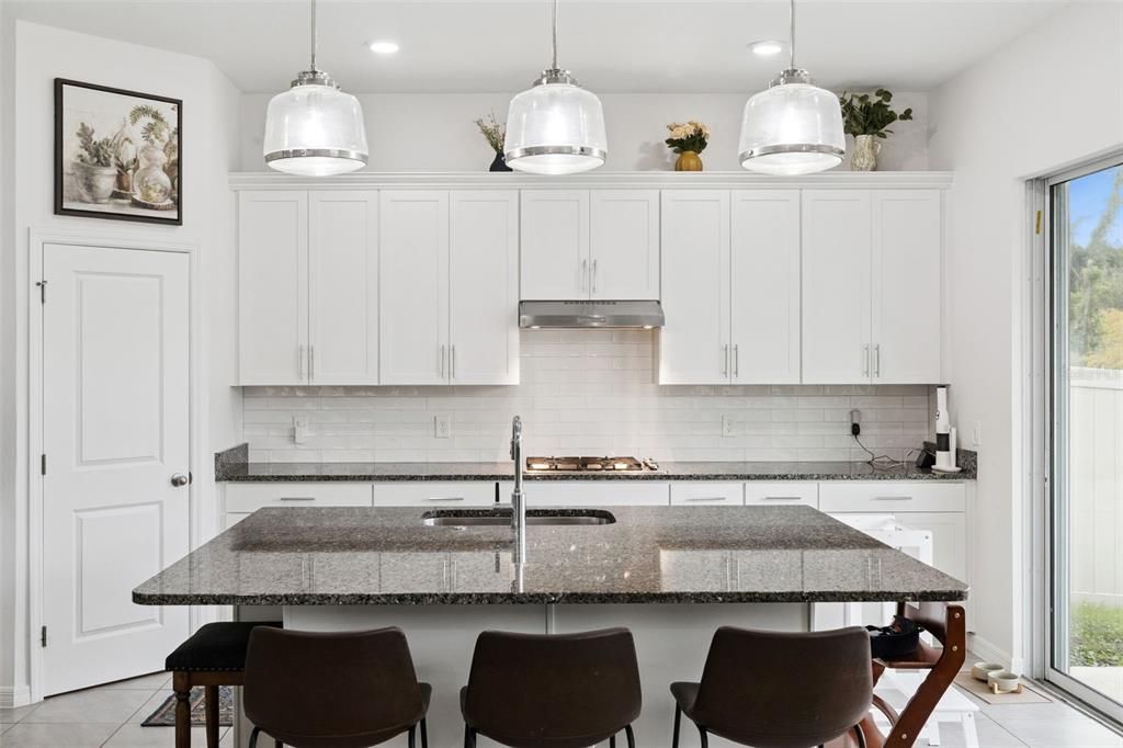 На продажу: $494,900 (4 спален, 2 ванн, 2873 Квадратных фут)