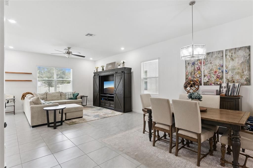 На продажу: $494,900 (4 спален, 2 ванн, 2873 Квадратных фут)