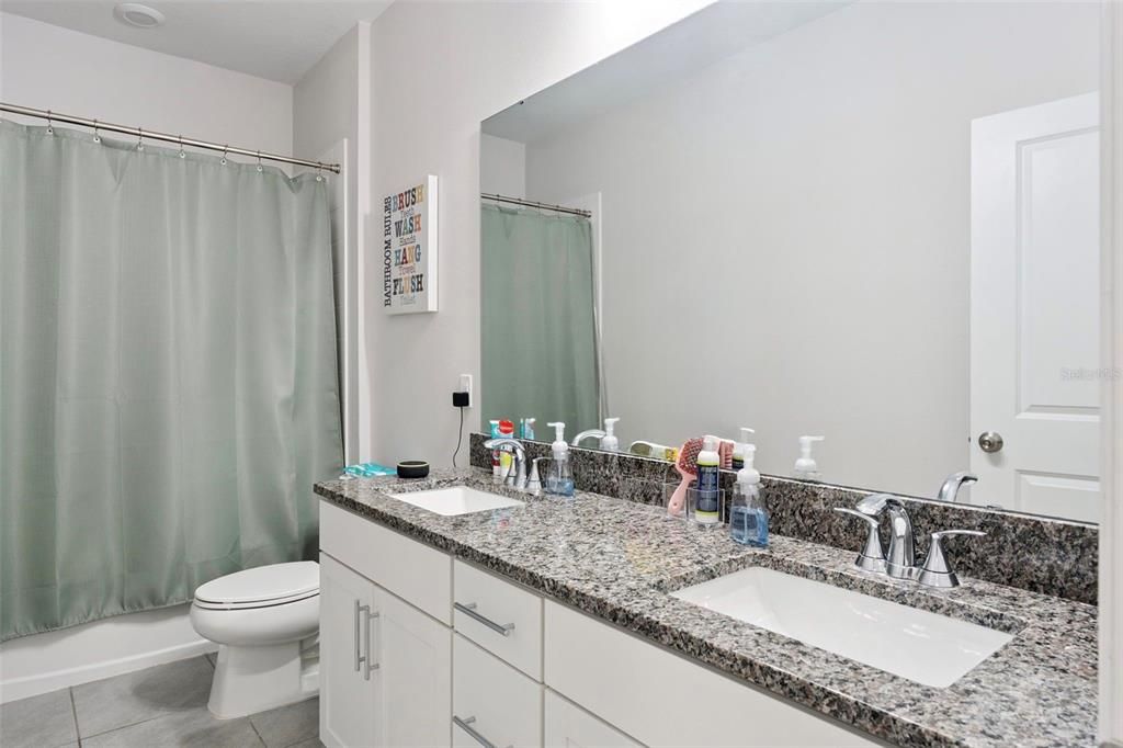 На продажу: $494,900 (4 спален, 2 ванн, 2873 Квадратных фут)