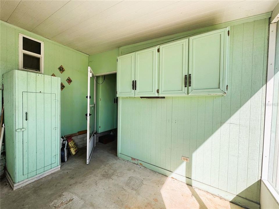 合同活跃: $114,900 (2 贝兹, 2 浴室, 1152 平方英尺)