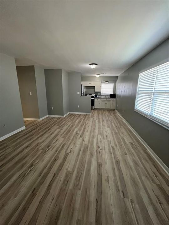 En Renta: $1,700 (3 camas, 2 baños, 1000 Pies cuadrados)