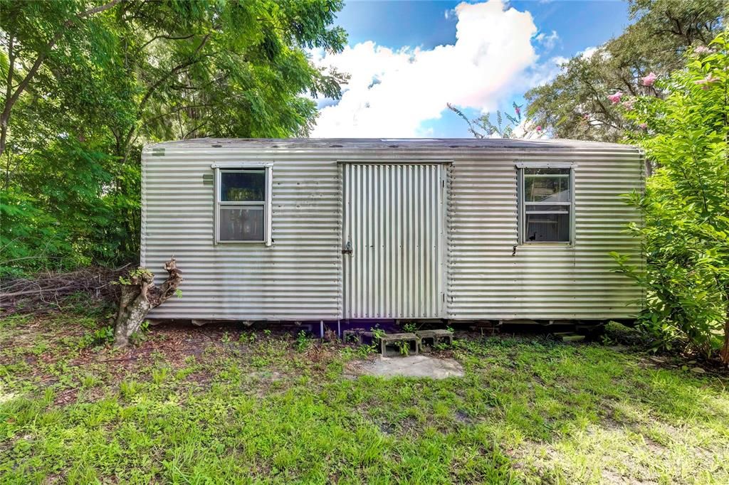 For Sale: $234,900 (2 beds, 1 baths, 1064 Square Feet)