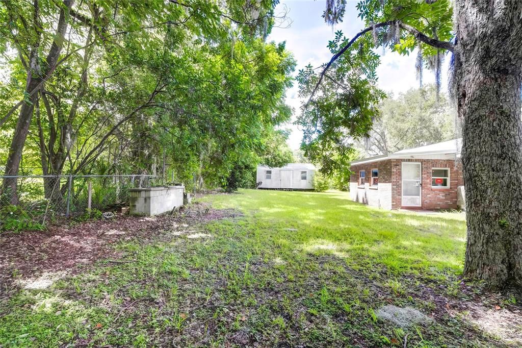 For Sale: $234,900 (2 beds, 1 baths, 1064 Square Feet)