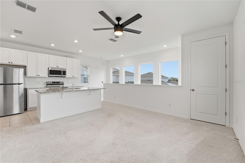 出租: $1,600 (1 贝兹, 1 浴室, 680 平方英尺)