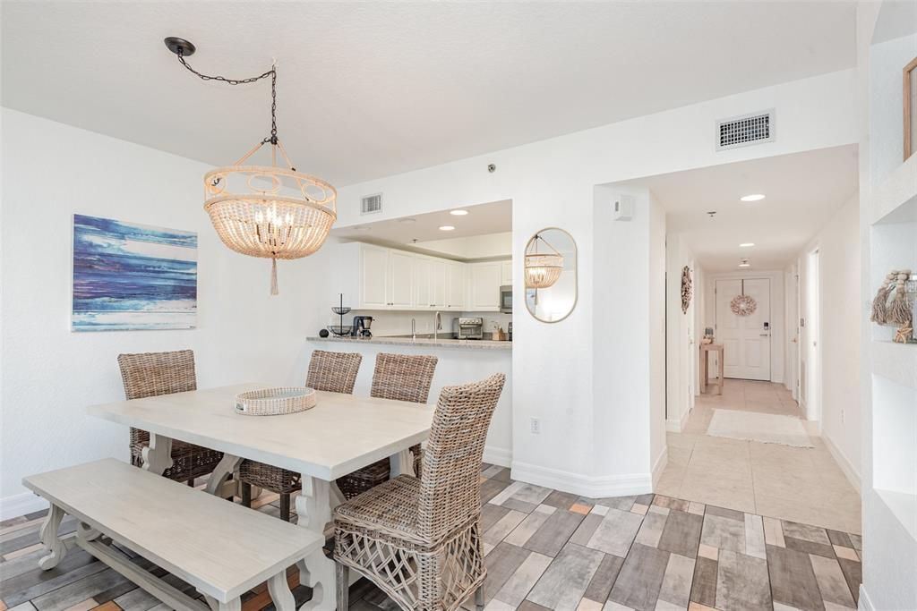 待售: $460,000 (3 贝兹, 2 浴室, 1601 平方英尺)