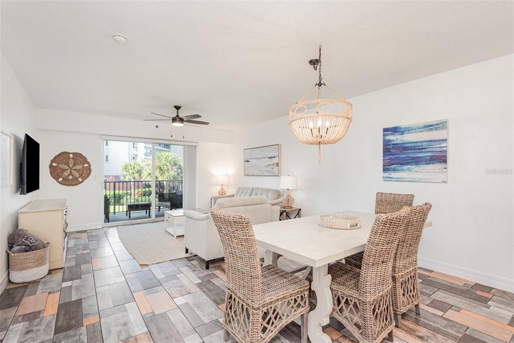 待售: $460,000 (3 贝兹, 2 浴室, 1601 平方英尺)