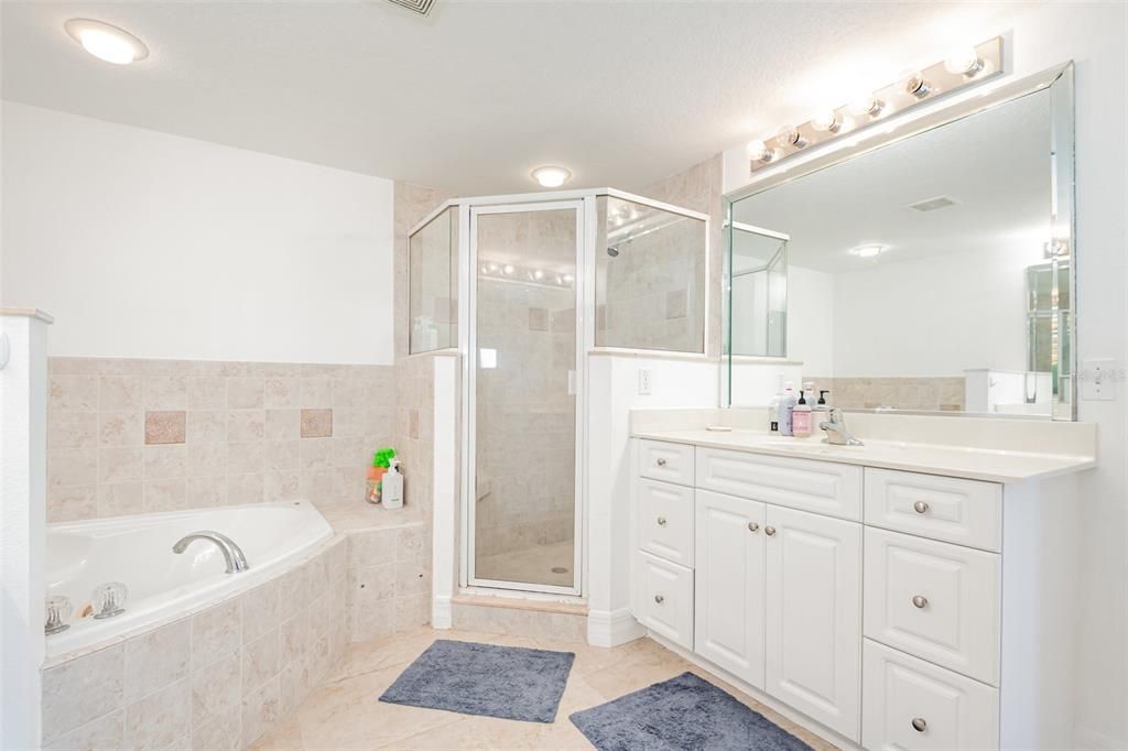 待售: $460,000 (3 贝兹, 2 浴室, 1601 平方英尺)