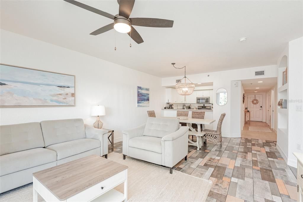 待售: $460,000 (3 贝兹, 2 浴室, 1601 平方英尺)