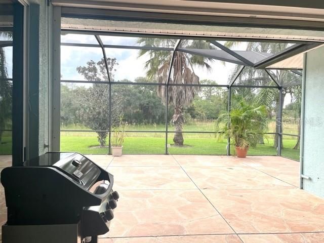 В аренду: $2,600 (4 спален, 2 ванн, 2064 Квадратных фут)