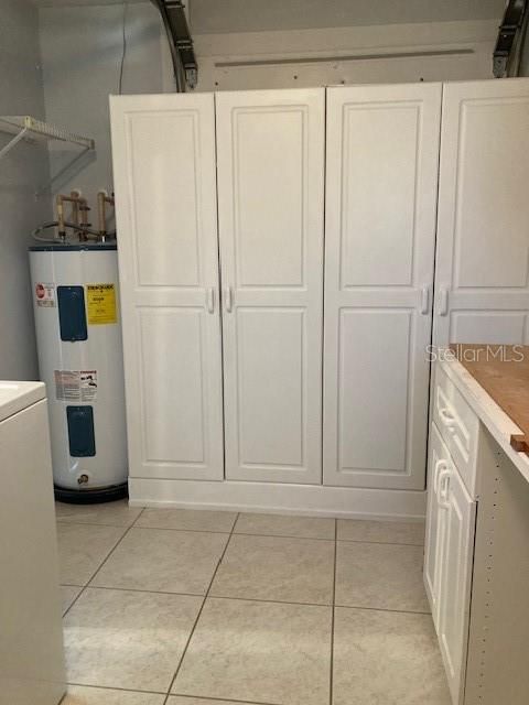 For Rent: $1,900 (2 beds, 2 baths, 1308 Square Feet)