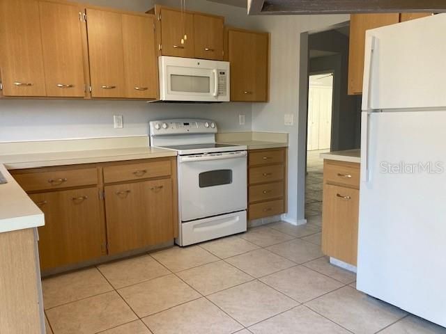 For Rent: $1,900 (2 beds, 2 baths, 1308 Square Feet)