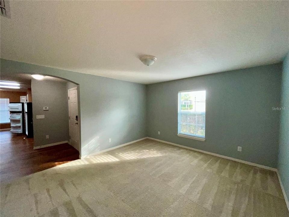 For Rent: $1,990 (3 beds, 2 baths, 1582 Square Feet)