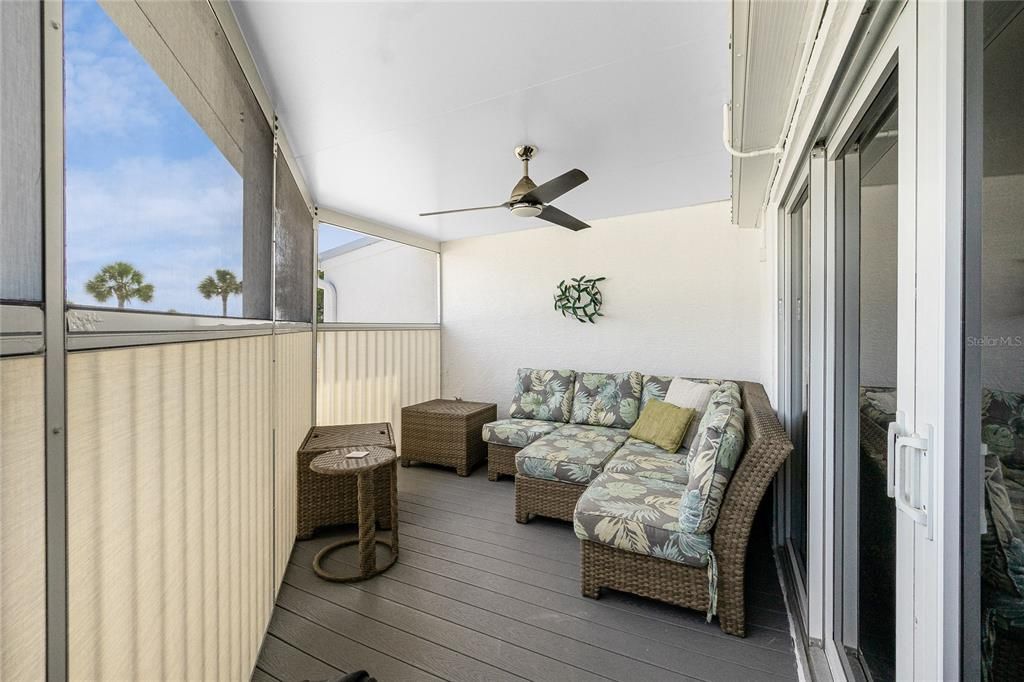 Active With Contract: $499,900 (2 beds, 2 baths, 1357 Square Feet)