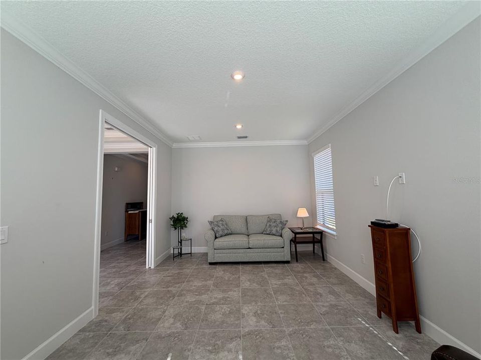 For Rent: $3,800 (2 beds, 2 baths, 2100 Square Feet)