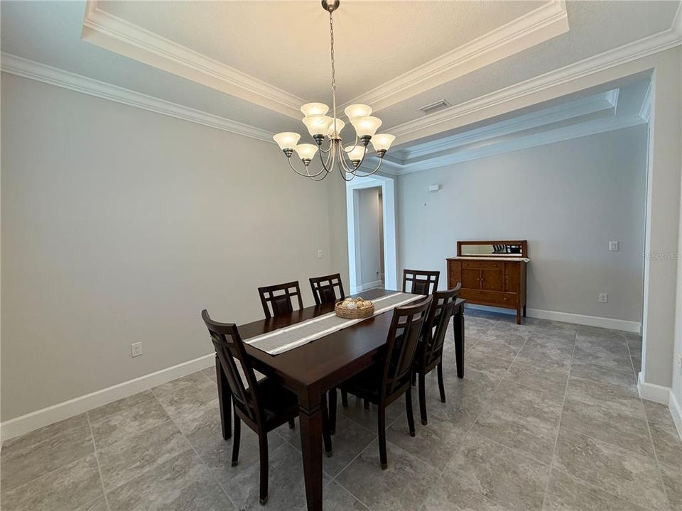 For Rent: $3,800 (2 beds, 2 baths, 2100 Square Feet)