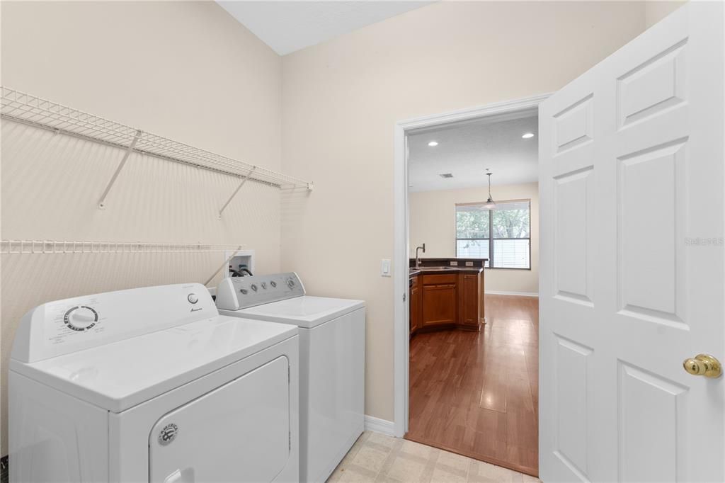 For Rent: $2,700 (3 beds, 2 baths, 1565 Square Feet)