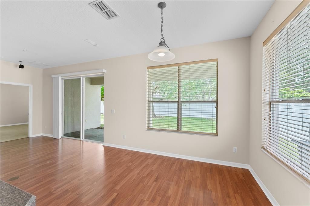 For Rent: $2,700 (3 beds, 2 baths, 1565 Square Feet)