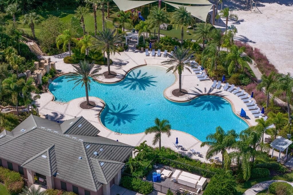 En Venta: $990,000 (5 camas, 5 baños, 3903 Pies cuadrados)