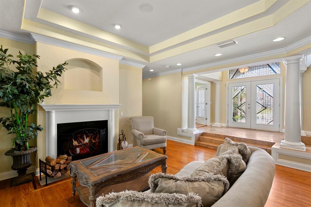 En Venta: $990,000 (5 camas, 5 baños, 3903 Pies cuadrados)