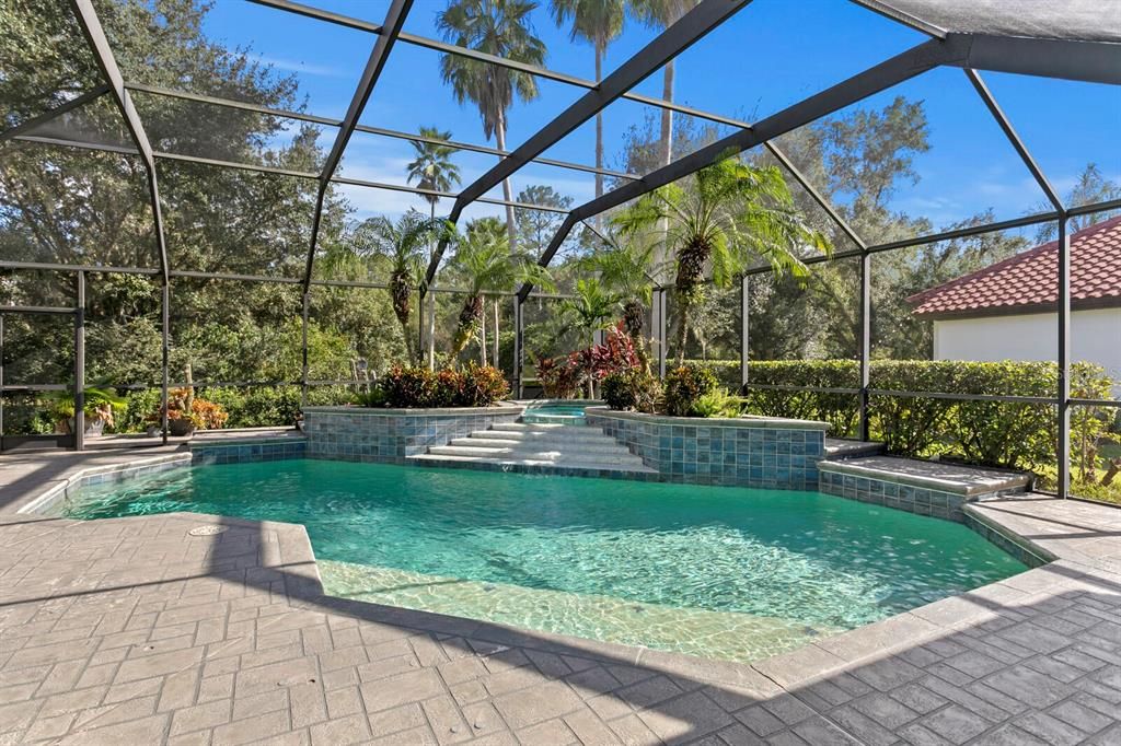 En Venta: $990,000 (5 camas, 5 baños, 3903 Pies cuadrados)