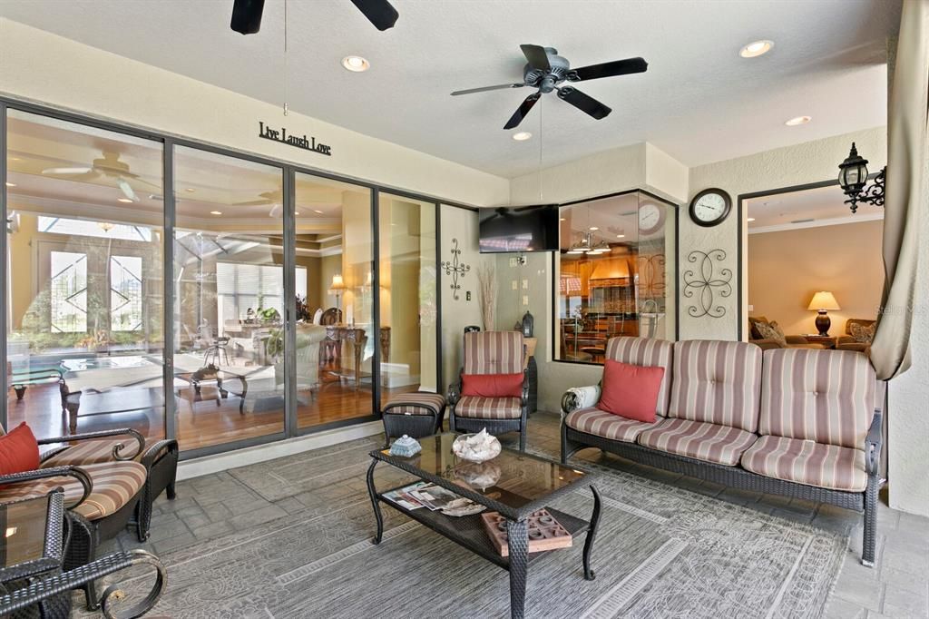 En Venta: $990,000 (5 camas, 5 baños, 3903 Pies cuadrados)