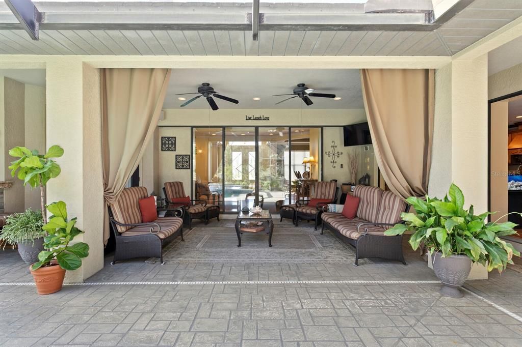 En Venta: $990,000 (5 camas, 5 baños, 3903 Pies cuadrados)