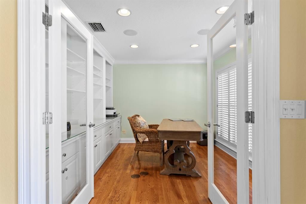 En Venta: $990,000 (5 camas, 5 baños, 3903 Pies cuadrados)