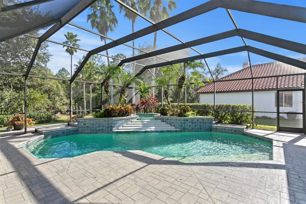 En Venta: $990,000 (5 camas, 5 baños, 3903 Pies cuadrados)