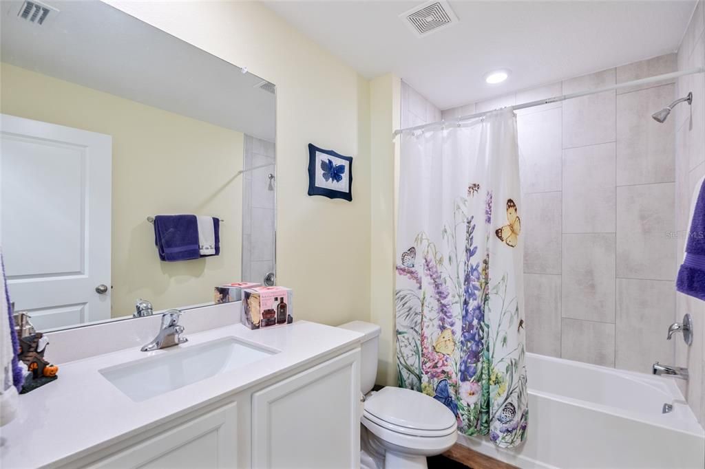 For Sale: $298,000 (3 beds, 2 baths, 1452 Square Feet)