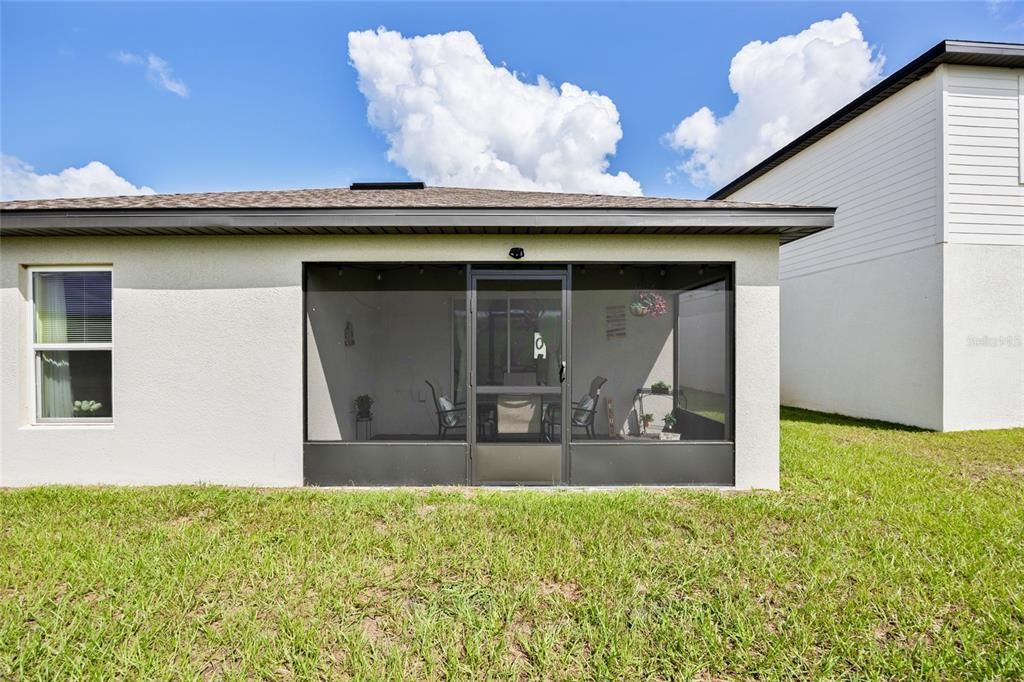 For Sale: $298,000 (3 beds, 2 baths, 1452 Square Feet)