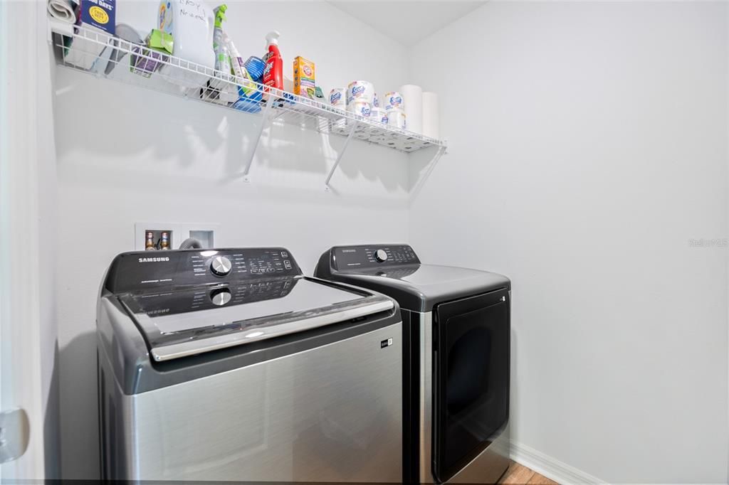 For Sale: $298,000 (3 beds, 2 baths, 1452 Square Feet)